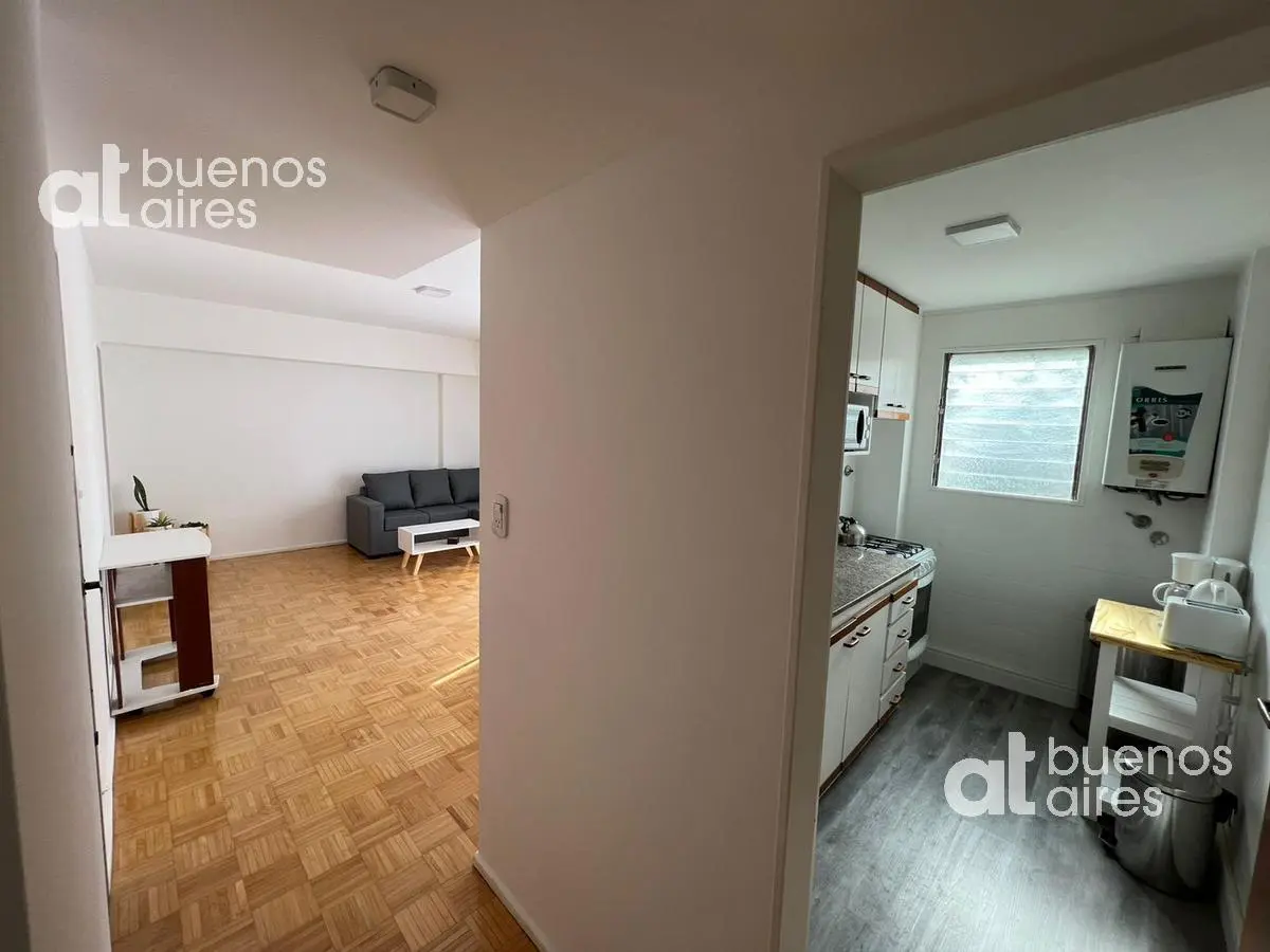 Departamento 3 ambientes amoblado con balcón francés en Flores Alquiler temporario 3