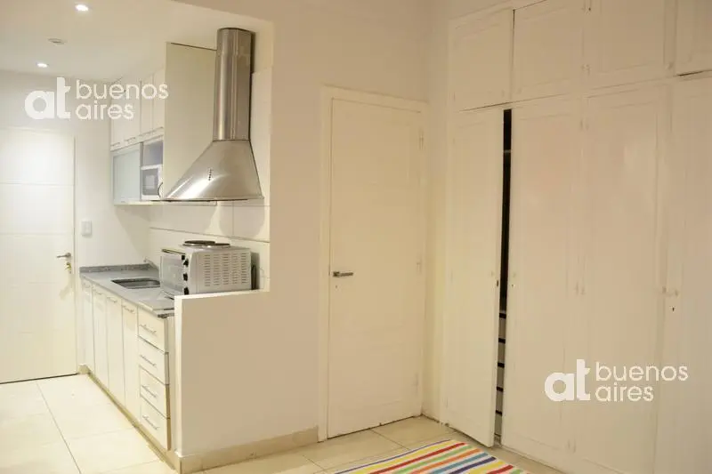 Recoleta - Departamento amoblado con patio - Alquiler temporario - Sin garantía 4