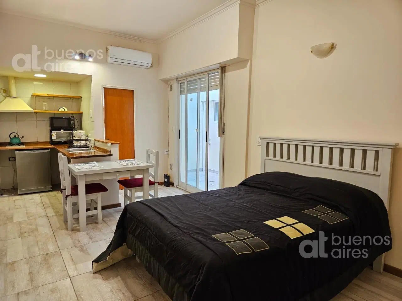 Departamento de 2 Ambientes con patio en San Telmo en Alquiler Temporario 5