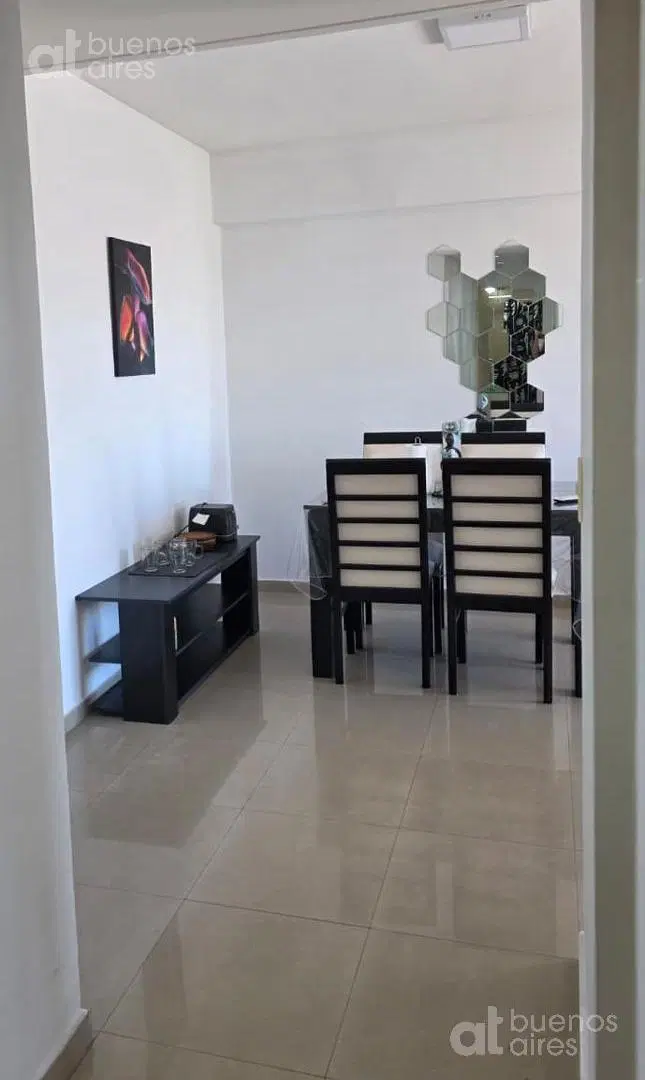 Departamento 2 ambientes con balcón en alquiler temporario en Agronomía 2