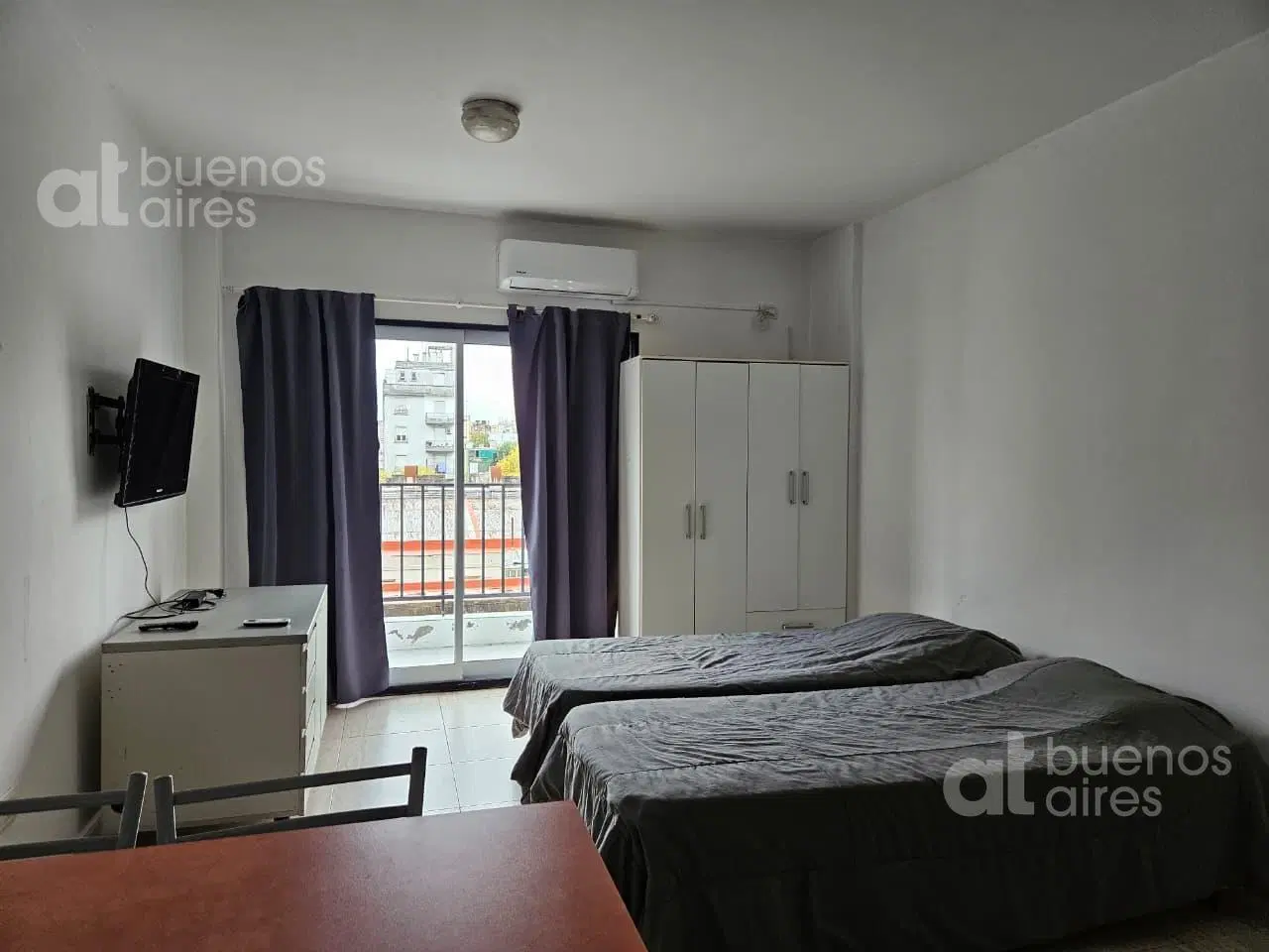 San Cristóbal. Studio con balcón al contrafrente. Alquiler temporario 1