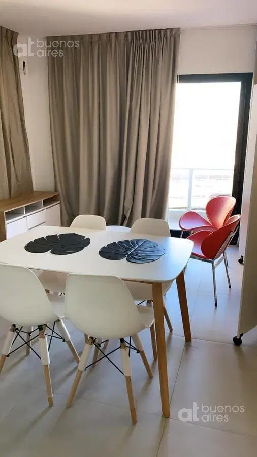 Monoambiente con balcón en San Telmo en alquiler temporario 2