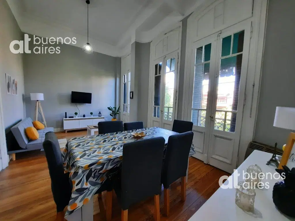 Departamento 4 ambientes con balcón en Monserrat en Alquiler temporario 5