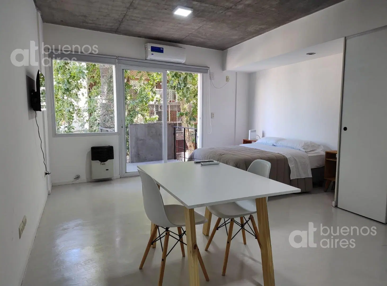Departamento monoambiente alquiler temporal Almagro balcón 3
