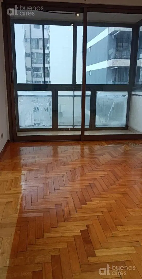 Departamento 2 ambientes con balcón en Barracas en alquiler 4
