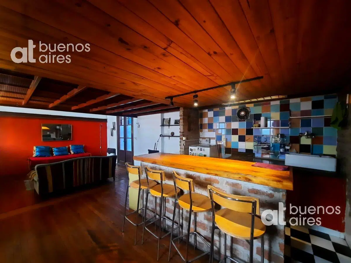 PH tipo Loft de 2 ambientes en duplex en San Telmo en Alquiler temporario. 3