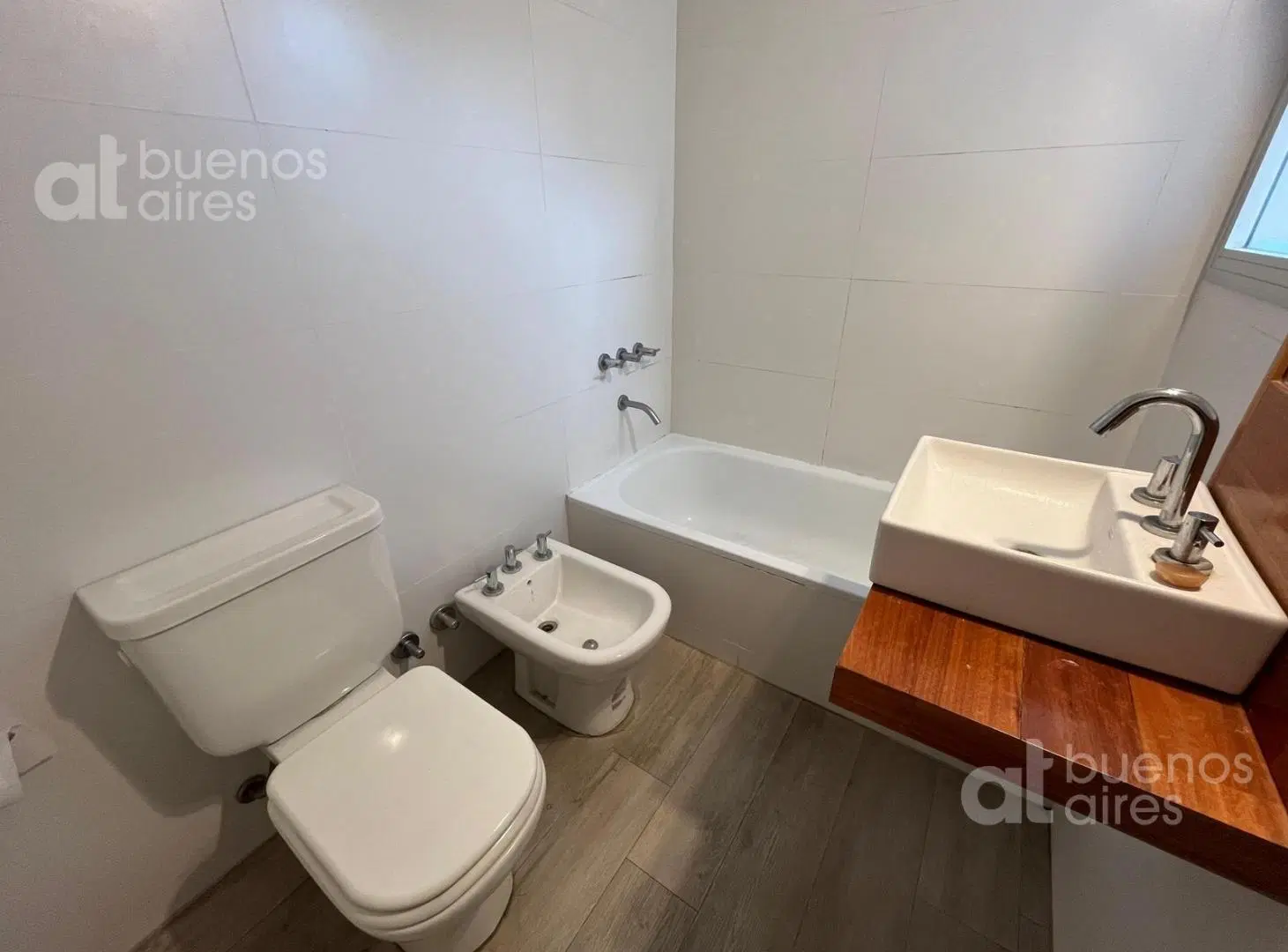 Dos ambientes con balcón en Alquiler  VIlla Crespo 3