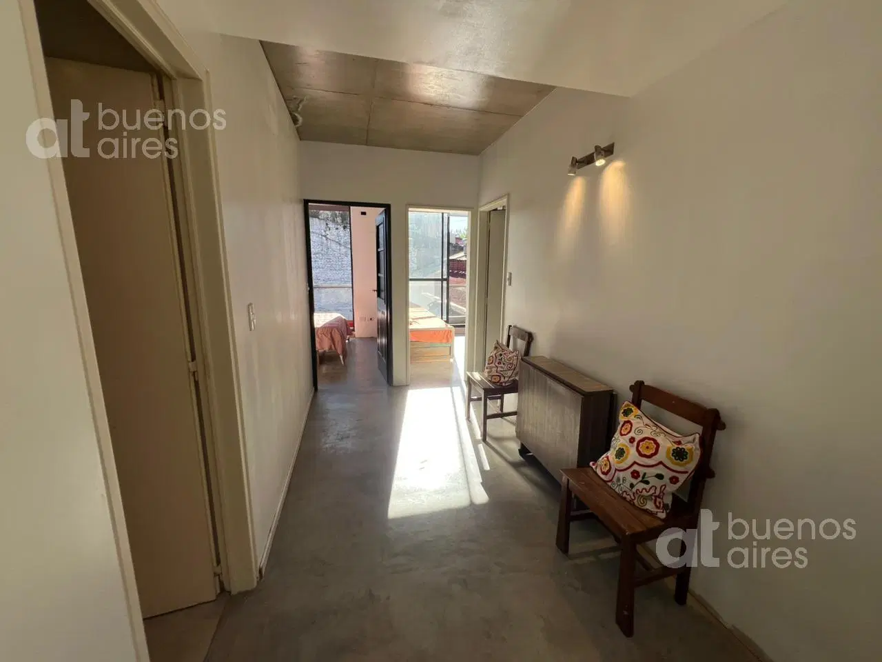 Departamento 3 ambientes con balcón y cochera en Barracas en Alquiler temporario 1