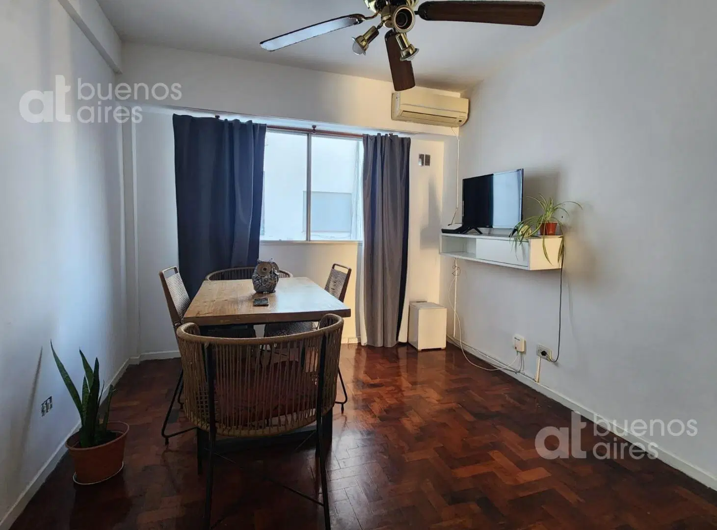 Departamento de dos ambientes en Monserrat para alquiler temporario 3