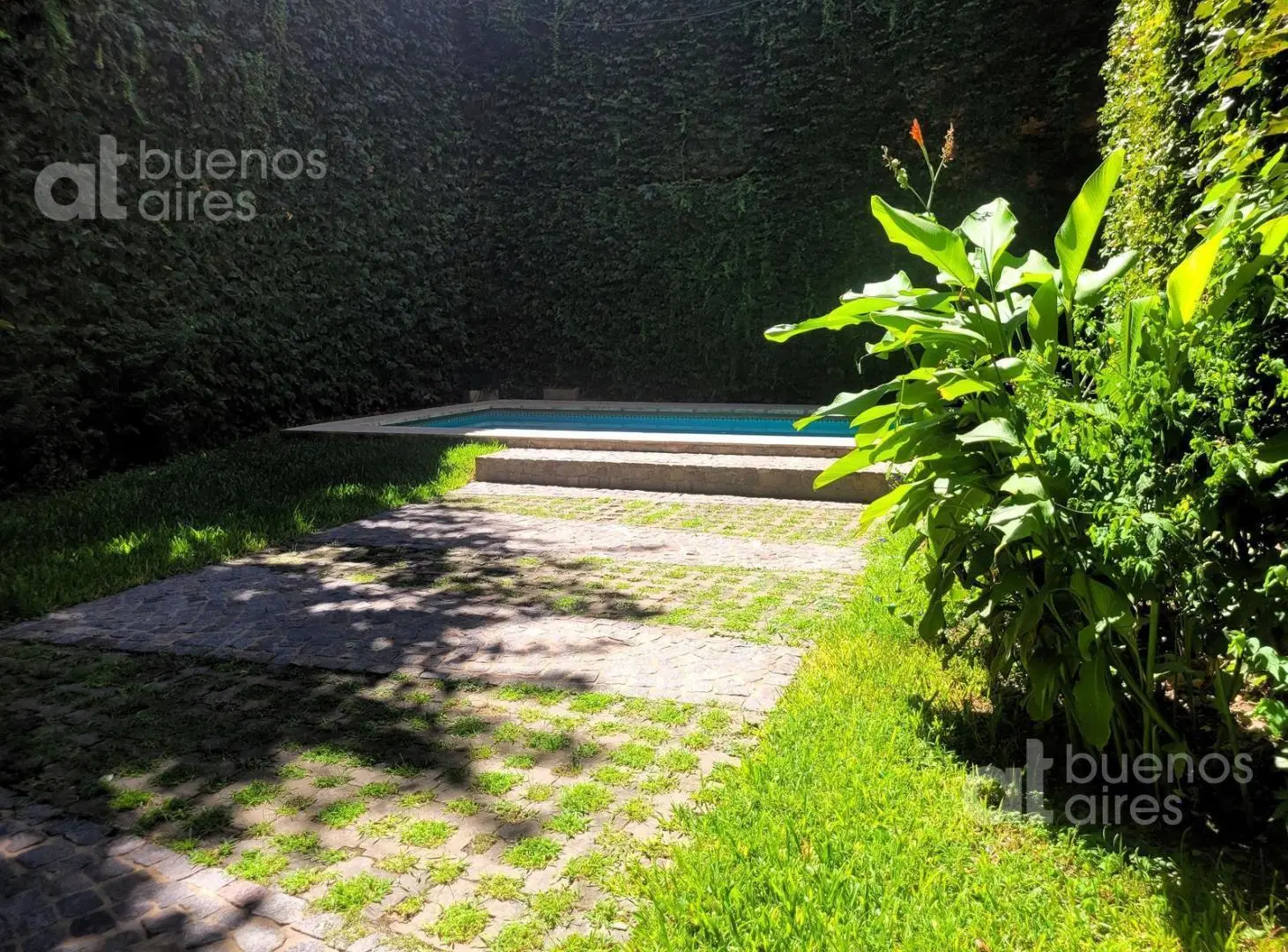 Monoambiente con balcón y amenities en alquiler temporario en Monserrat 4