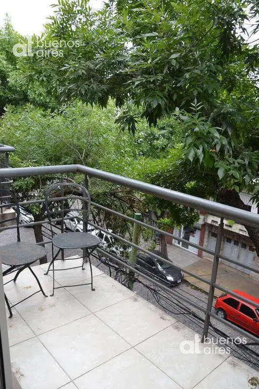Monoambiente con balcón en alquiler temporario en Parque Patricios 4