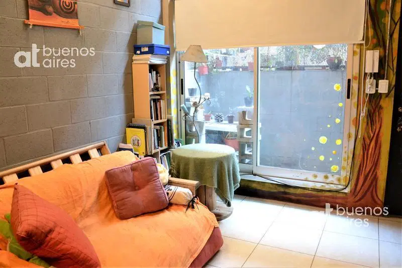 Boedo. Departamento tipo duplex con patio. Alquiler temporario sin garantías. 8