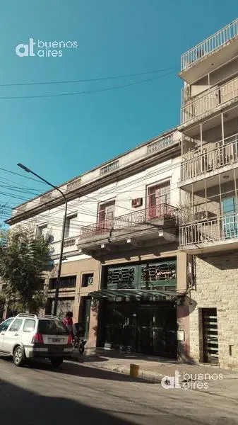 Boedo. Departamento tipo duplex con patio. Alquiler temporario sin garantías. 5