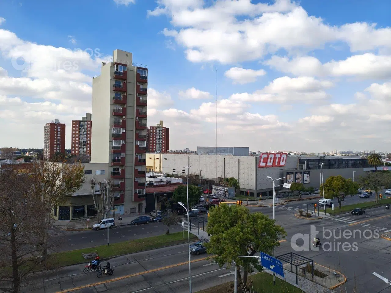 Sarandí - Departamento SIN MUEBLES - Alquiler temporario 4