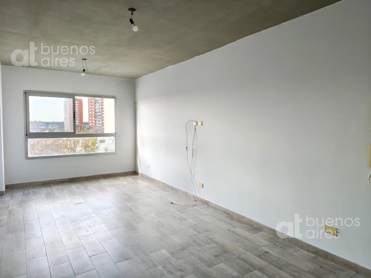 Sarandí - Departamento SIN MUEBLES - Alquiler temporario 4