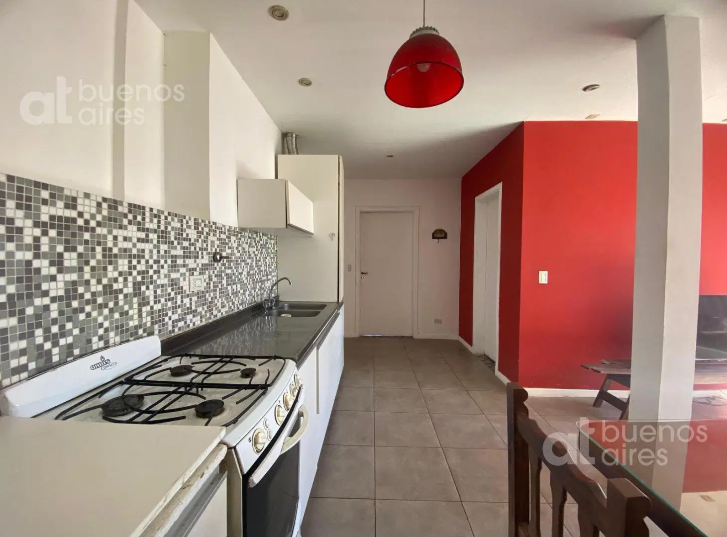 Departamento dos ambientes con balcón y terraza con Parrila 3