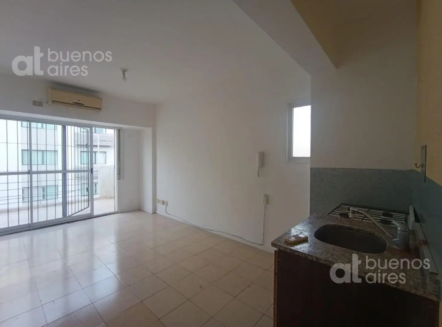 Departamento 2 ambientes con balcon al frente 2