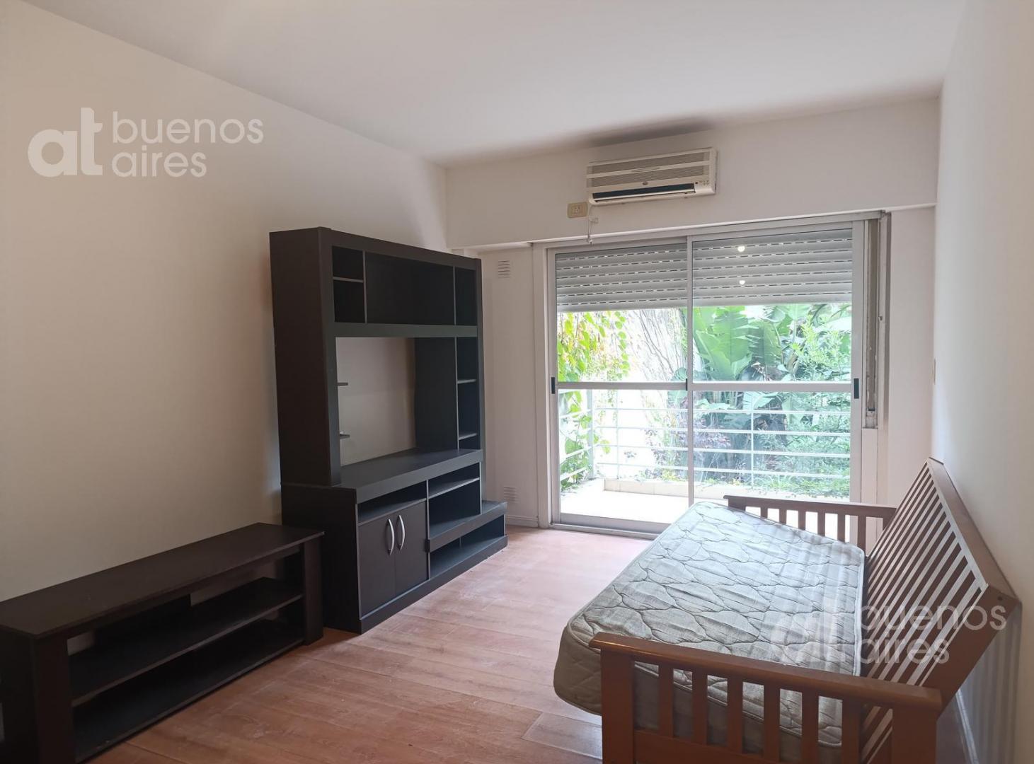Foto de Depto 2 Ambientes con balcón en Monserrat con Laundry Alquiler, imagen 1