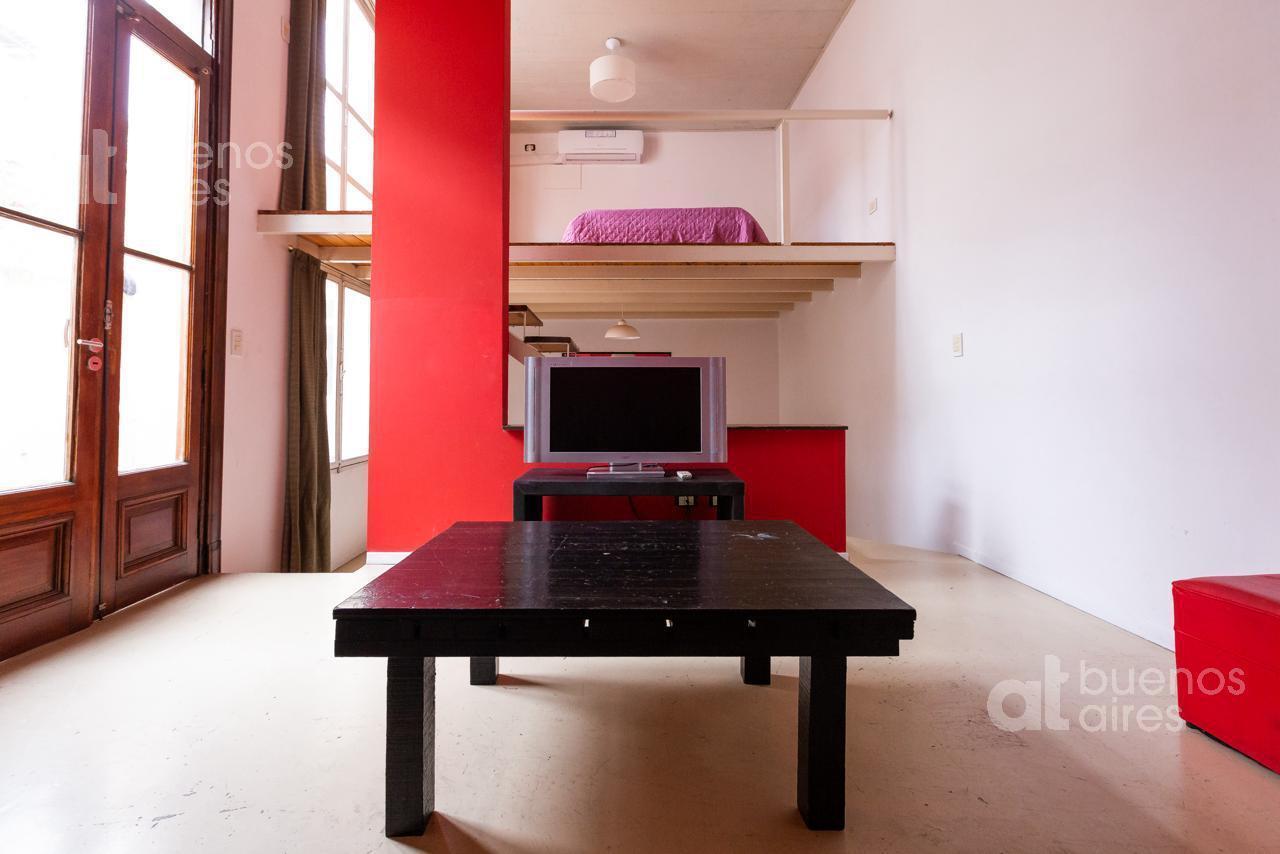 Foto de PH de dos Ambientes con terraza y patio en San Telmo en alquiler, imagen 2