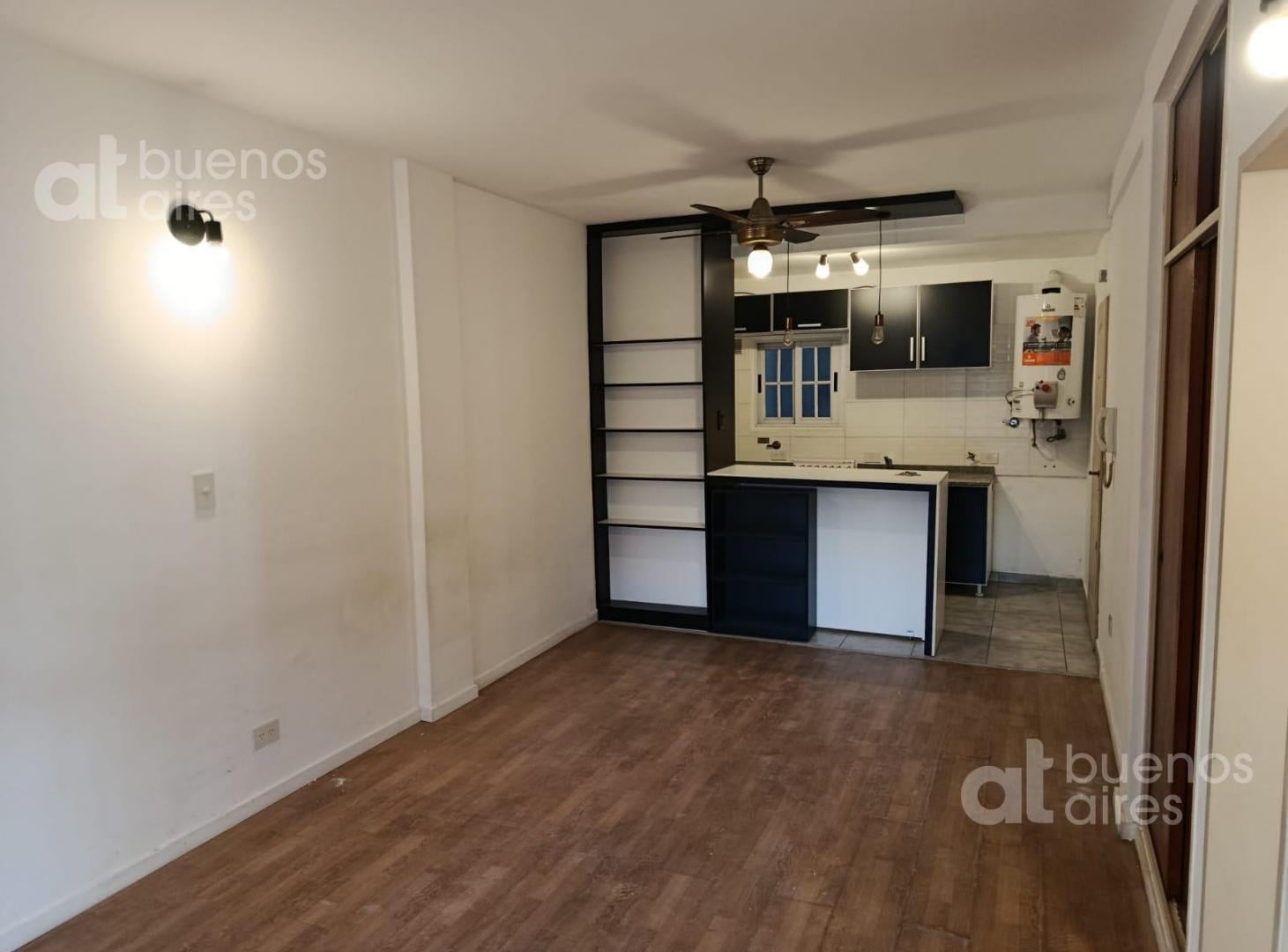 Foto de Departamento en Monserrat en alquiler, imagen 1