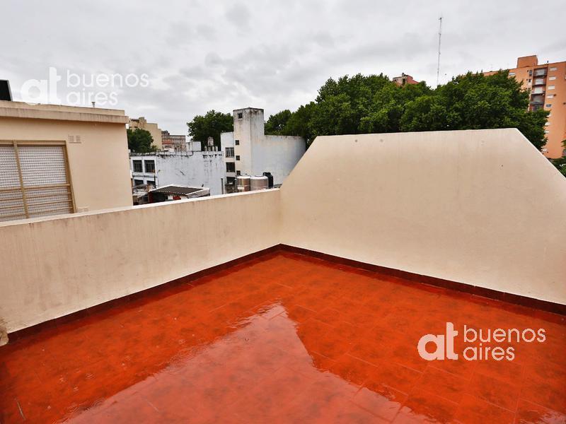 Foto de Monoambiente con patio en el barrio de Flores en alquiler tradicional., imagen 4