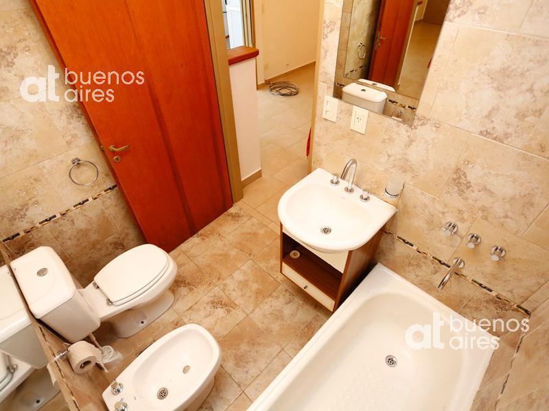 Foto de Monoambiente con patio en el barrio de Flores en alquiler tradicional., imagen 5