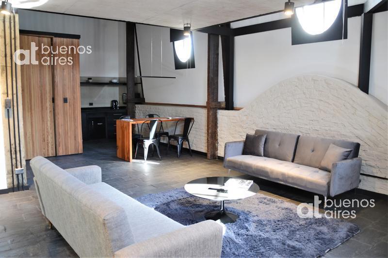 Foto de San Telmo. Moderno Loft con dormitorio en entrepiso. Alquiler, imagen 2