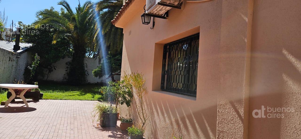 Foto de Villa Devoto. Casa 4 ambientes con jardín en alquiler temporario, imagen 2