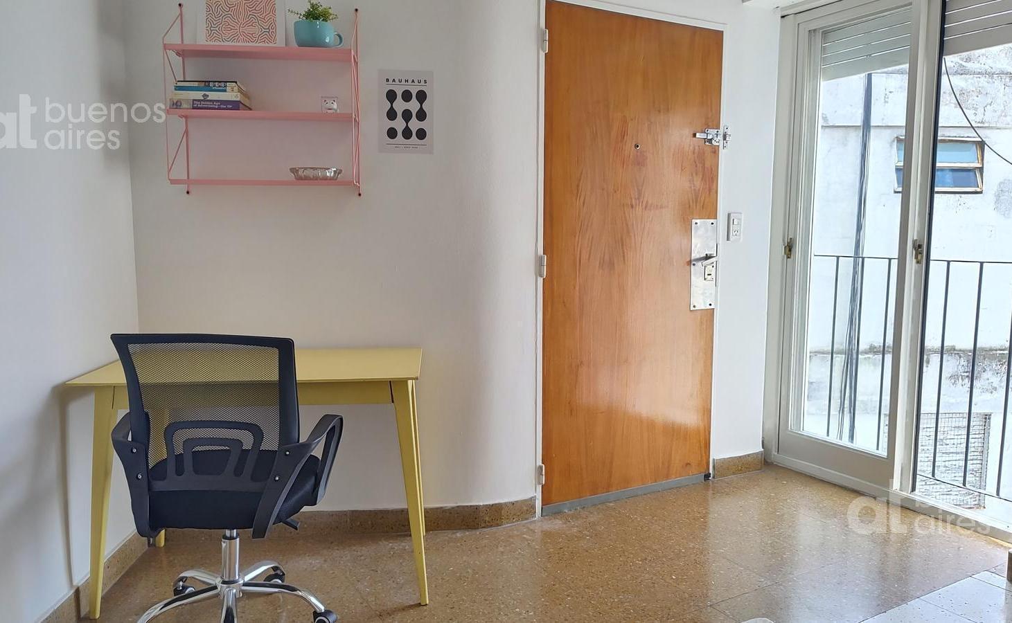 Foto de 2 ambientes en piso alto en Colegiales. Alquiler temporario amoblado, imagen 1
