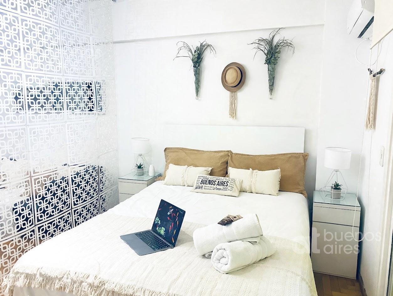 Foto de Monoambiente con amenities en Recoleta con balcón en alquiler temporario, imagen 1