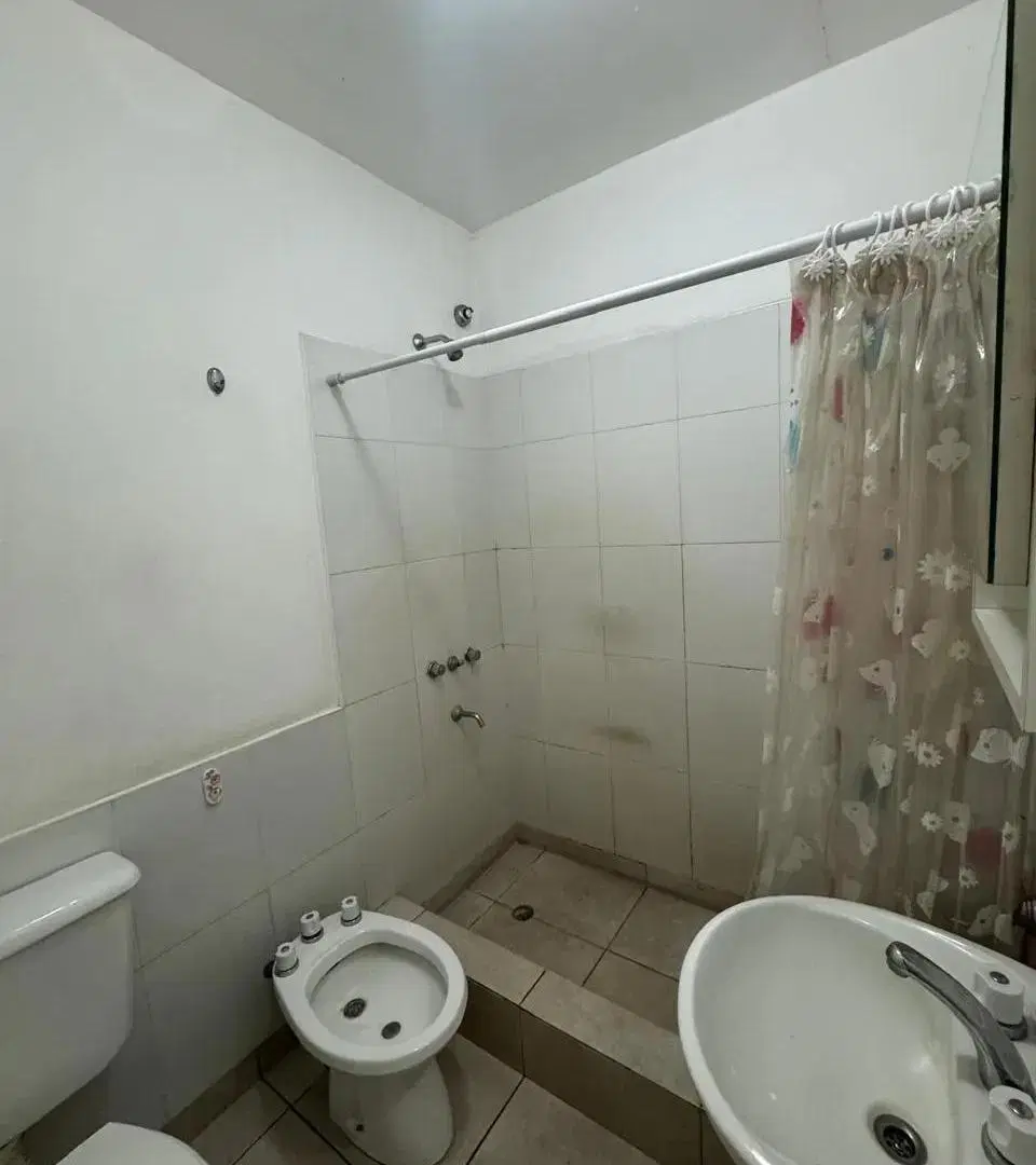 Alquiler Monoambiente con gran Balcon y Cochera En Munro 5