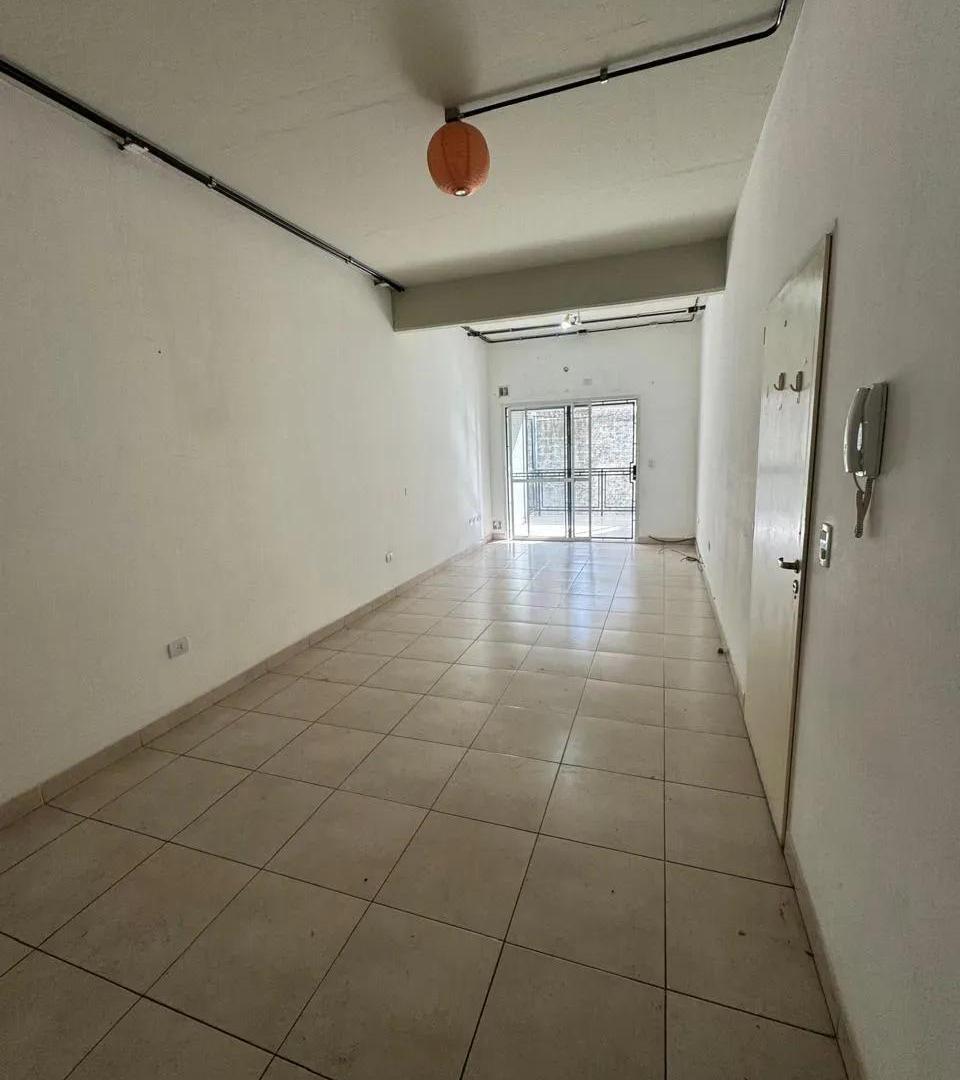 Alquiler Monoambiente con gran Balcon y Cochera En Munro