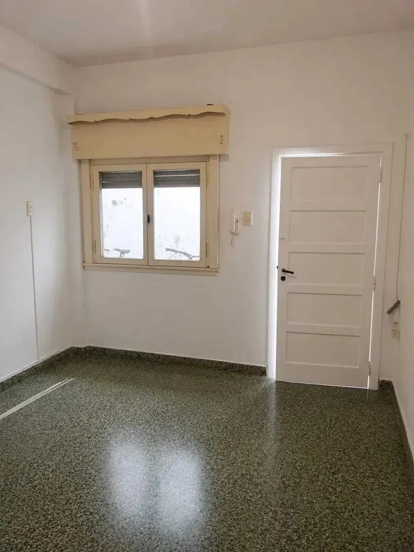 PH 2 AMBIENTES con Patio, en ALQUILER, SAN ISIDRO 3