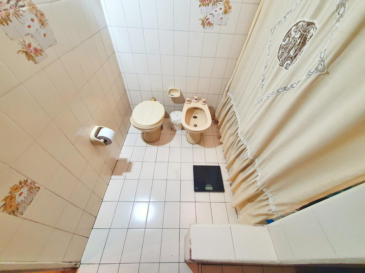 Venta Casa 4 Amb 200 m² Patio Terraza Valentin Alsina Lanus 2