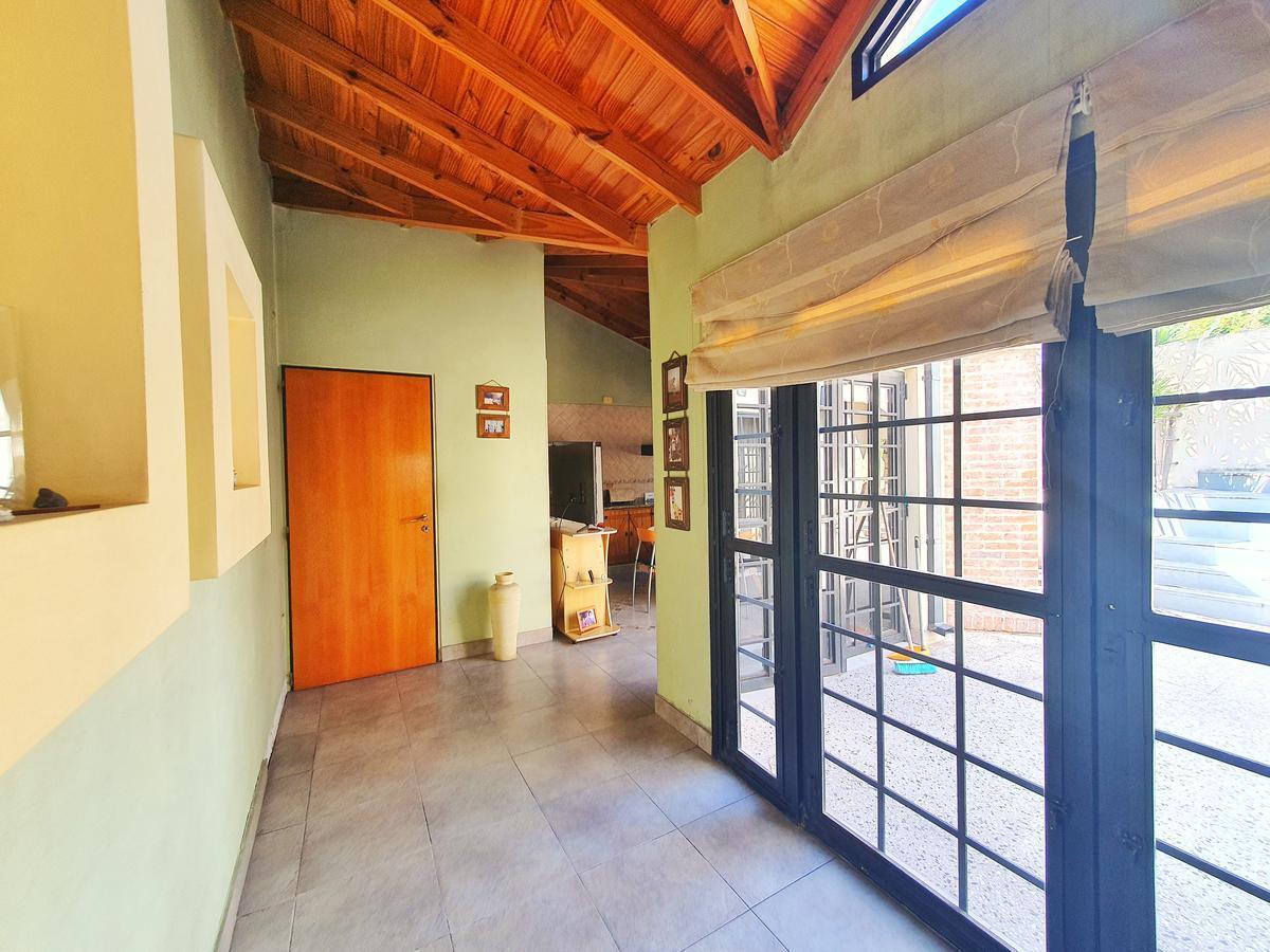 Venta Casa 4 Amb 200 m² Patio Terraza Valentin Alsina Lanus 4