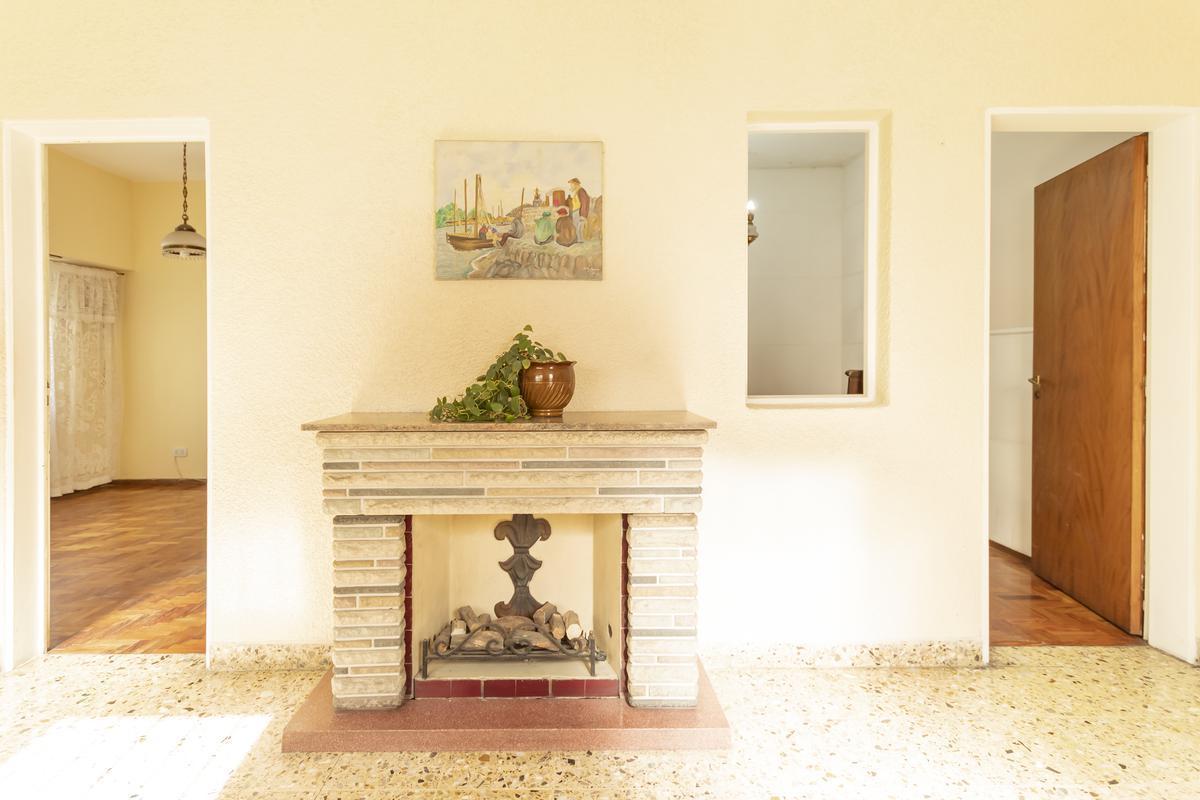 Venta Casa 7 Amb 550 m² Cochera Valentin Alsina 4