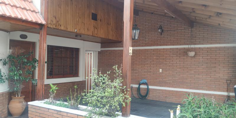 Venta Casa 3 Amb 305 m² Garage Parrilla Valentin Alsina 5
