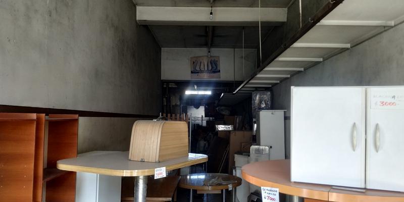 Venta Local con Vivienda y Deposito 522 m² Valentin Alsina 4