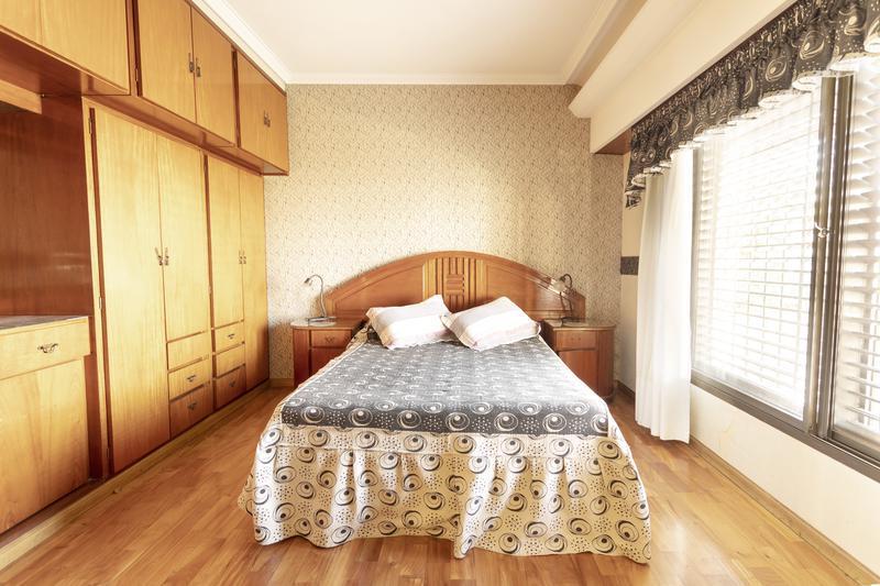 Venta Local con Vivienda 314 m² Valentin Alsina 2