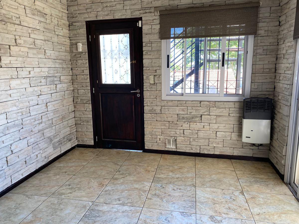 Foto de VENTA PH 3 AMB 55 M2 LANUS, imagen 3