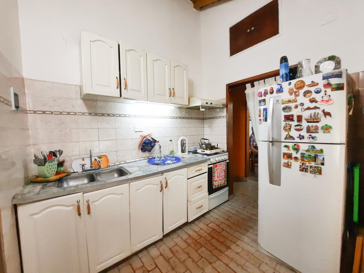 Venta Casa 3 Amb 300 m² Patio Valentin Alsina Lanus 2