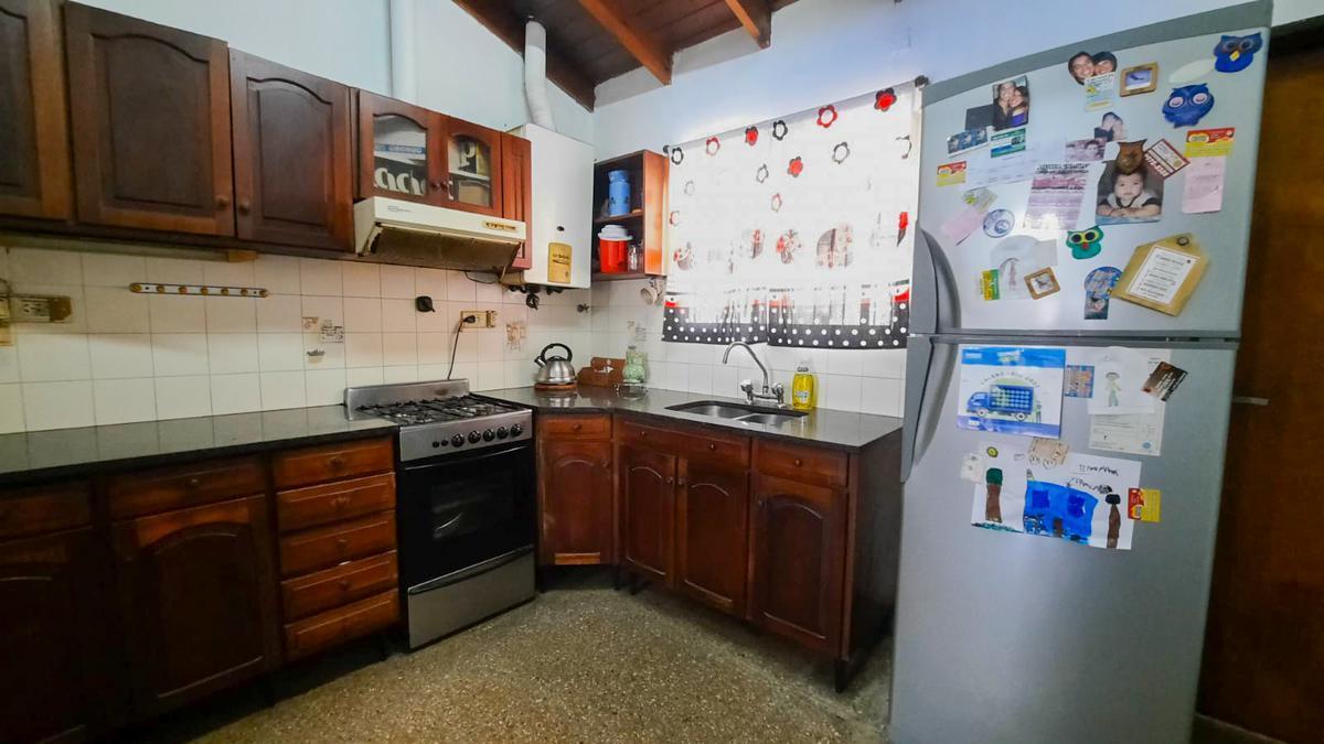 Venta Casa C/local 3 Amb 263 m² Valentin Alsina 1
