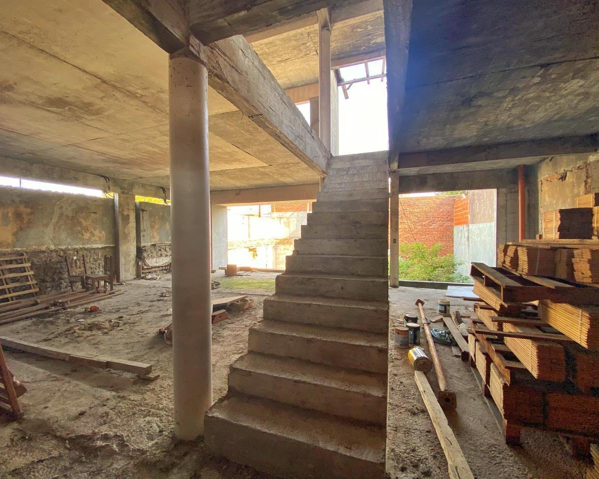 Venta Terreno con Losa 179 m² Valentin Alsina 3