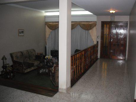 Venta Casa 4 Amb 650 m² Cochera 2 Autos Valentin Alsina Lanus 2