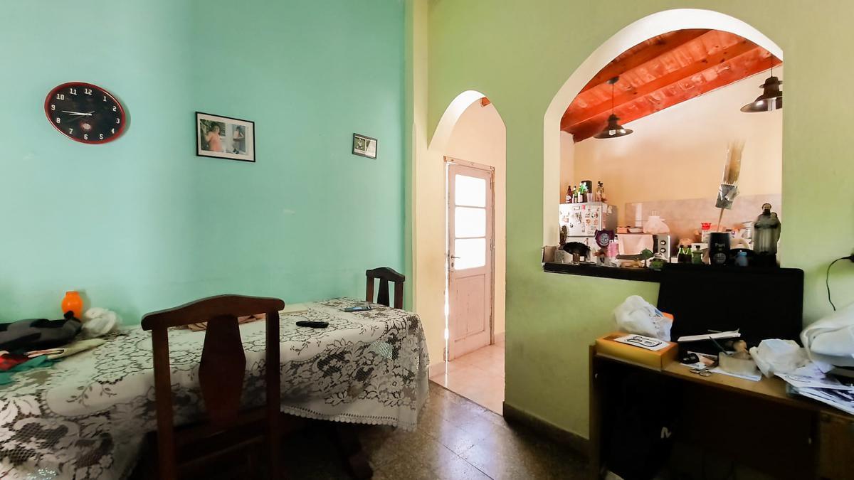 Venta Casa 4 Amb 375 m² Valentin Alsina Cochera 2