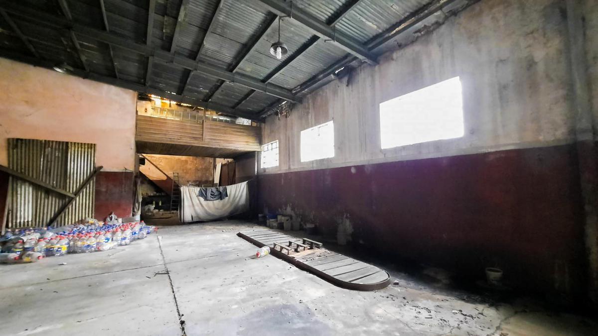 Venta Galpon/deposito 177 m² Valentin Alsina 3