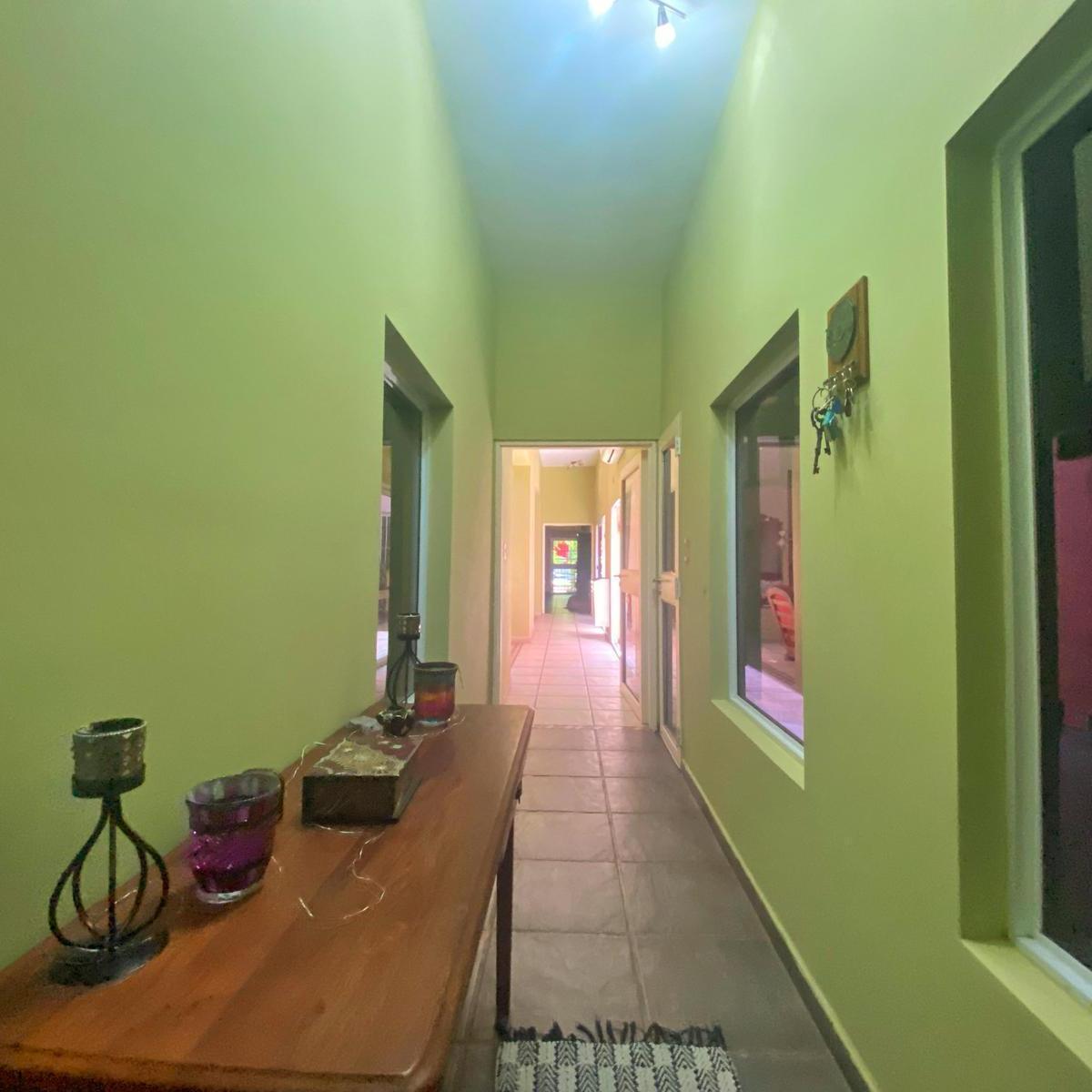 Venta Casa 6 Amb 375 m² Piscina Quincho Jardín Garage Lanus 2