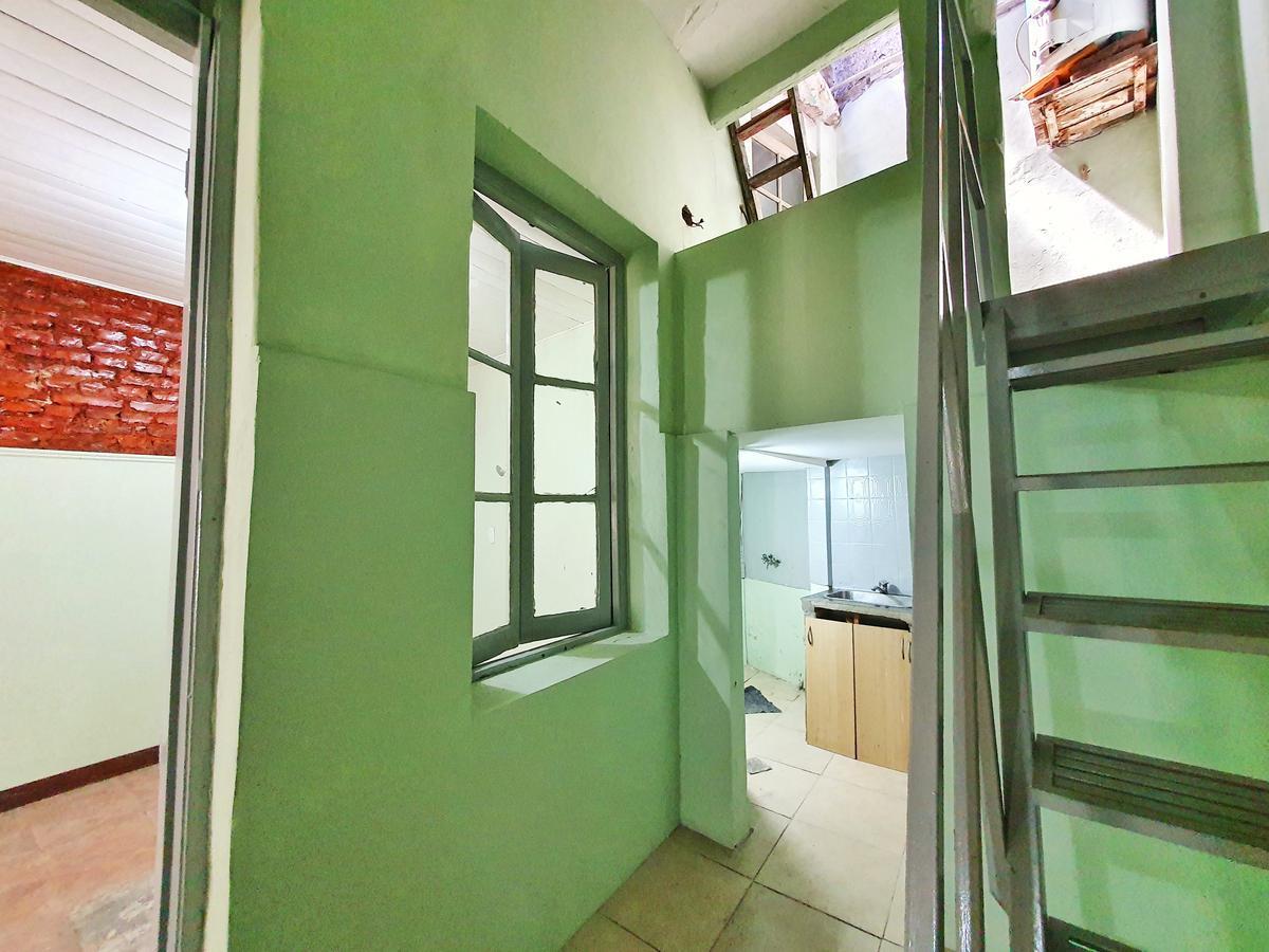 Foto de VENTA PH 2 AMB 80 M2 VALENTIN ALSINA, imagen 3