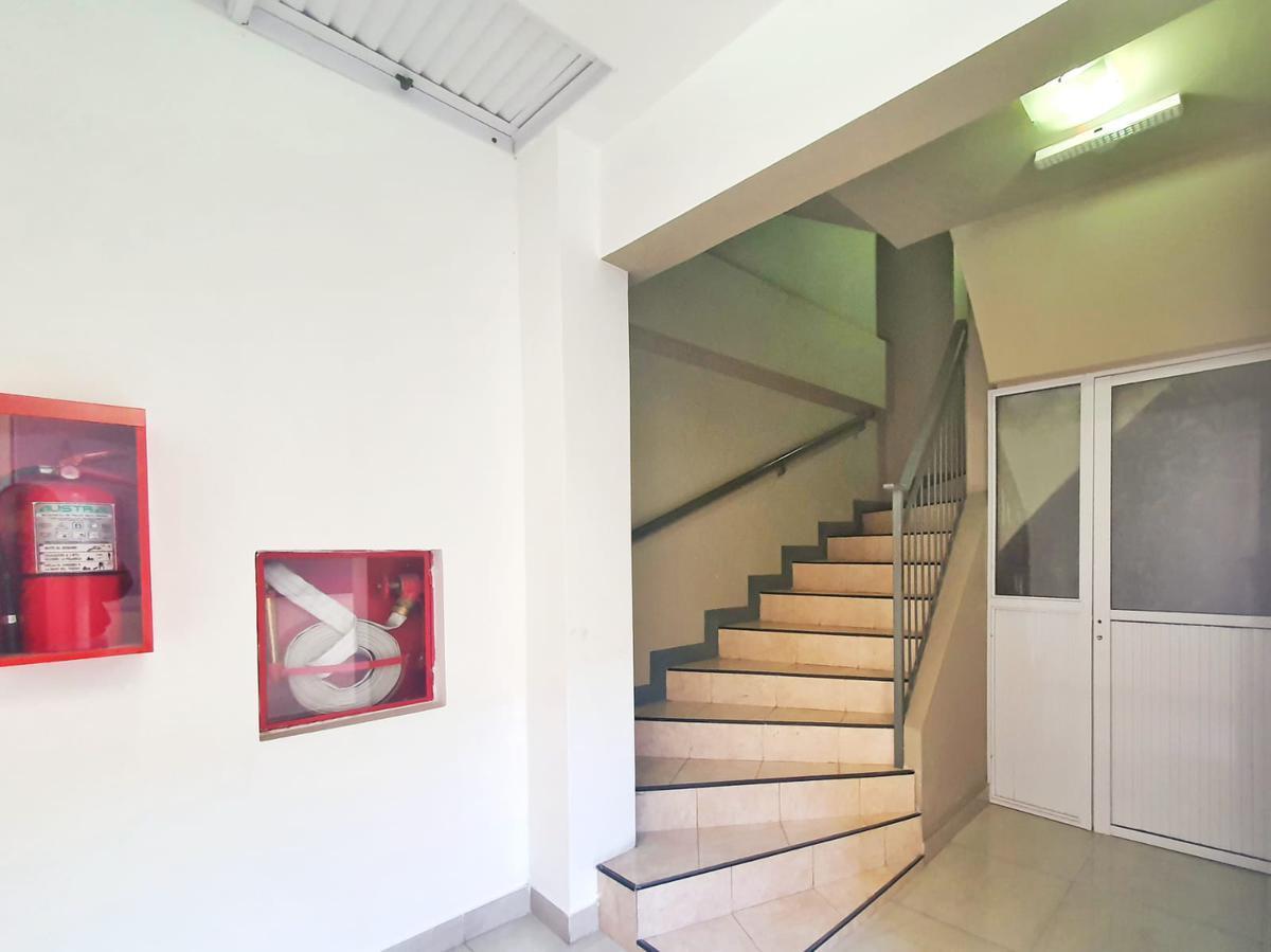 Foto de VENTA DEPARTAMENTO 3 AMB 80 M2 VALENTIN ALSINA LANUS, imagen 5