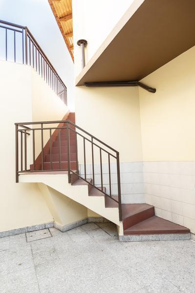 Venta Casa 5 Amb 275 m² Garage Terraza Valentin Alsina 5